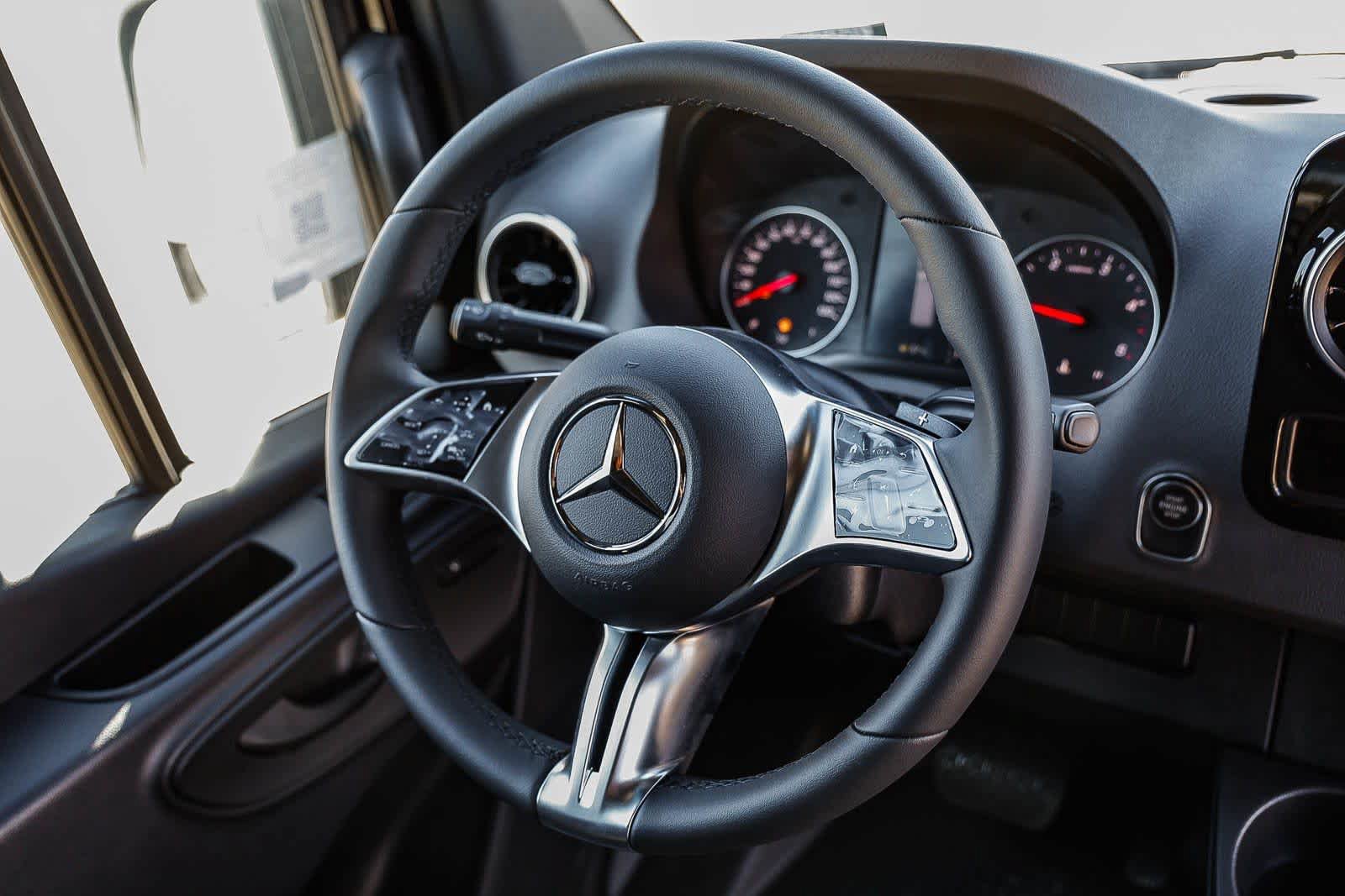 New 2025 Mercedes-Benz Sprinter 2500 image 14