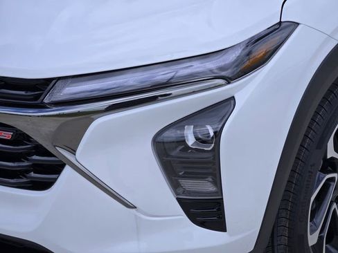 New 2026 Chevrolet Trax RS w/ Driver Confidence Package FWD image 6
