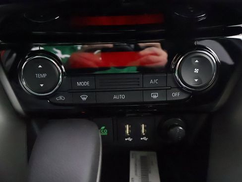 New 2025 Mitsubishi Eclipse Cross LE image 40