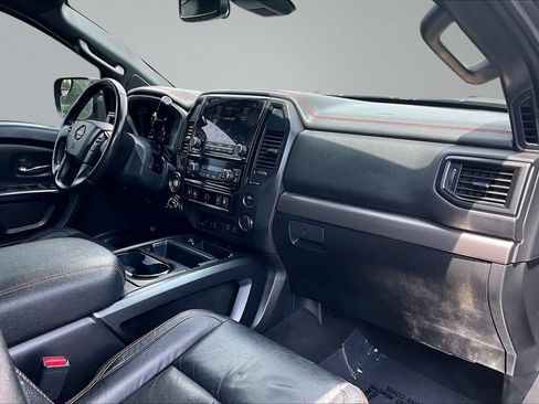 Used 2021 Nissan Titan PRO-4X w/ Pro-4x Convenience Package AWD/4WD image 12