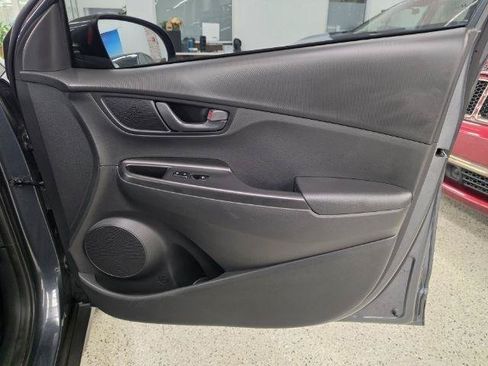 Used 2021 Hyundai Kona SEL AWD/4WD image 30