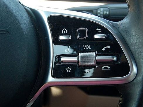 Used 2021 Mercedes-Benz A 220 4MATIC w/ Premium Package image 21