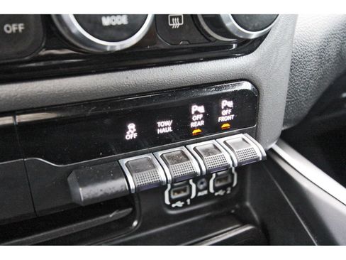 Used 2022 RAM 1500 Lone Star AWD/4WD image 29