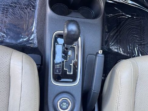 Used 2015 Mitsubishi Outlander GT image 20