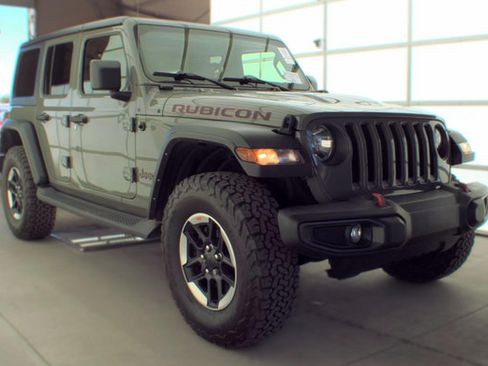 Used 2021 Jeep Wrangler Unlimited Rubicon w/ Dual Top Group AWD/4WD image 9