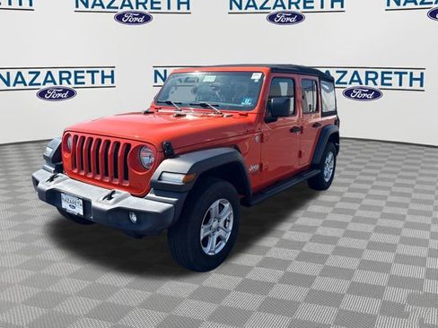 Used 2018 Jeep Wrangler Unlimited Sport S AWD/4WD image 3