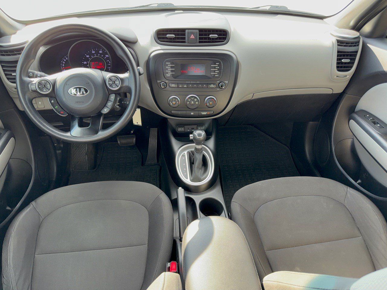 Used 2014 Kia Soul FWD image 17