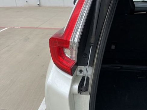 Used 2018 Honda CR-V EX image 16