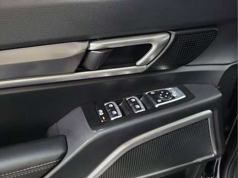 Used 2024 Kia Telluride S w/ S Sunroof Package image 11