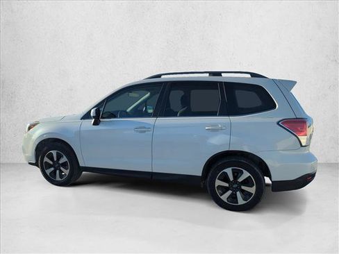 Used 2017 Subaru Forester 2.5i Limited w/ Popular Package #2 AWD/4WD image 6