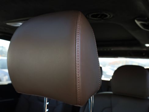 Used 2021 Kia Telluride SX w/ SX Prestige Package image 34