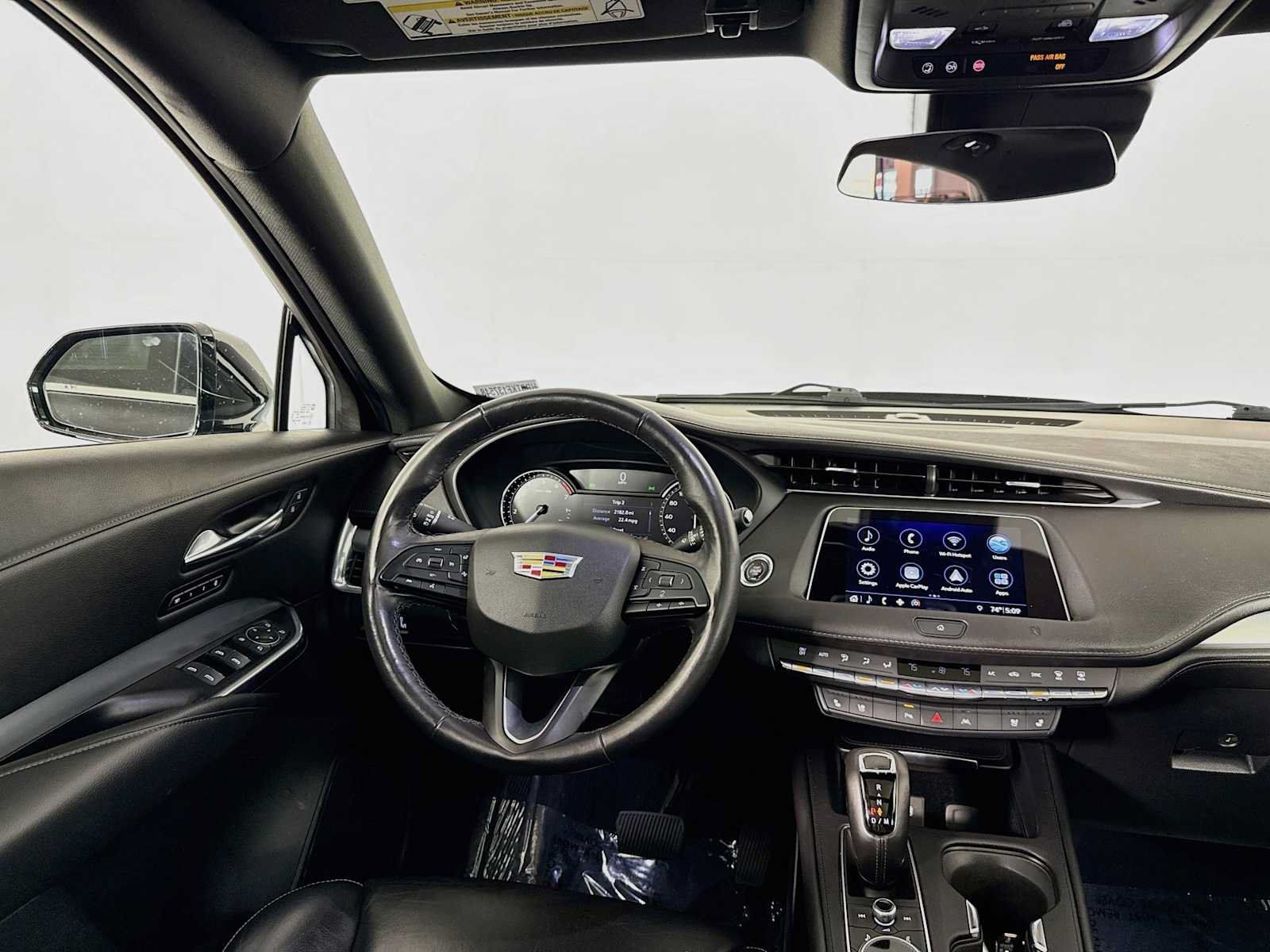 Used 2019 Cadillac XT4 Premium Luxury AWD/4WD image 21