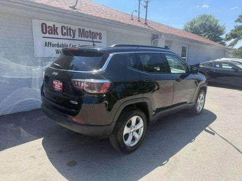 Used 2019 Jeep Compass Latitude w/ Popular Equipment Group AWD/4WD image 5