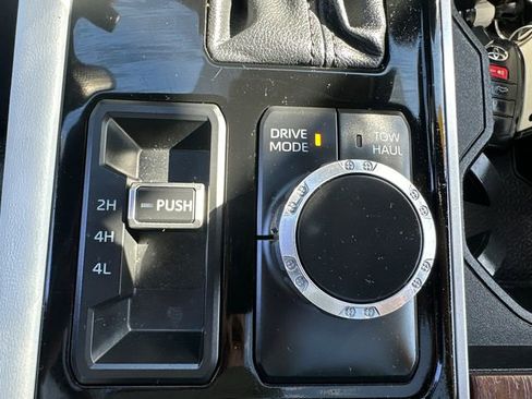 Used 2022 Toyota Tundra Capstone image 40