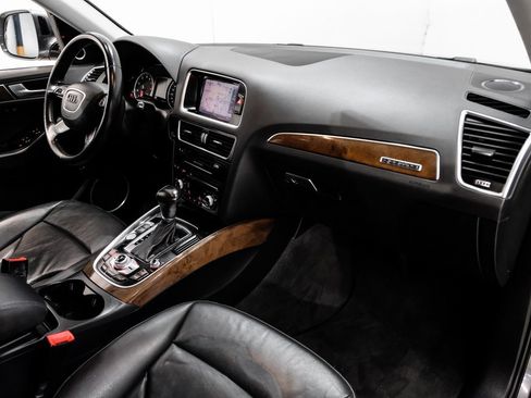 Used 2016 Audi Q5 2.0T Premium Plus w/ Technology Package image 23