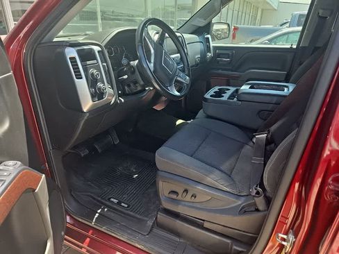 Used 2017 GMC Sierra 1500 SLE w/ SLE Value Package AWD/4WD image 9
