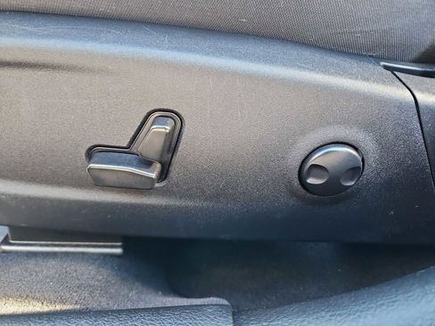 Used 2023 Dodge Charger SXT image 33