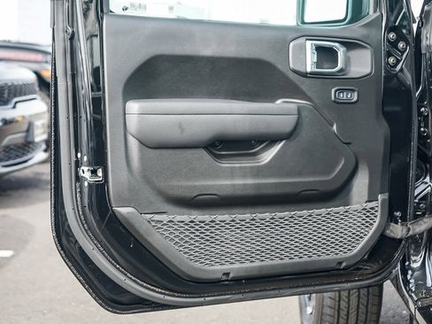 New 2026 Jeep Gladiator Sport image 21