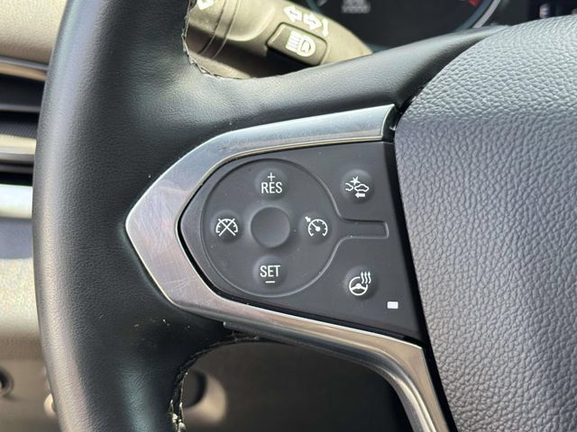 Used 2023 Chevrolet Traverse RS AWD/4WD image 22