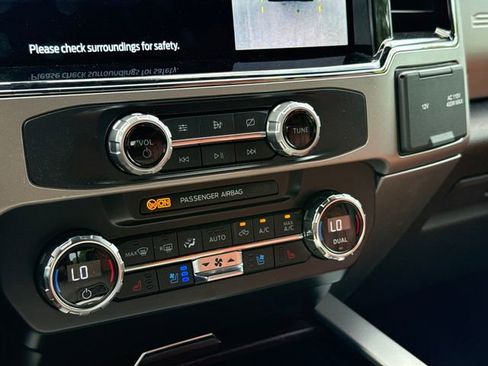 Used 2022 Ford F450 King Ranch w/ King Ranch Ultimate Package image 23