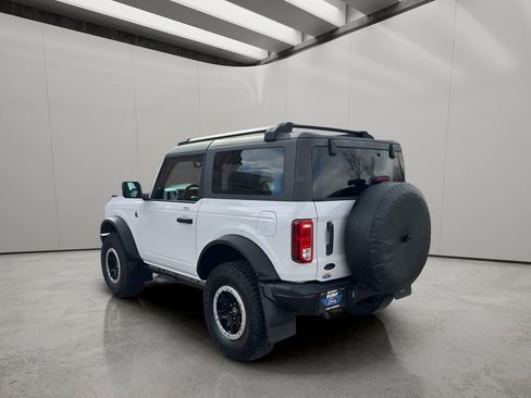 Used 2023 Ford Bronco Black Diamond w/ Sasquatch Package AWD/4WD image 3