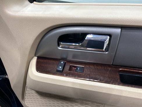 Used 2013 Ford Expedition EL XLT image 33