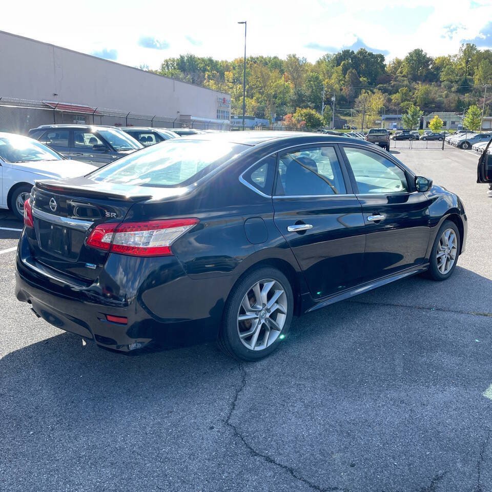 Used 2013 Nissan Sentra SR w/ Electronics Pkg FWD image 5