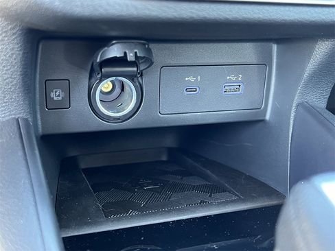 Certified 2025 Nissan Versa SR w/ Trunk Package image 19