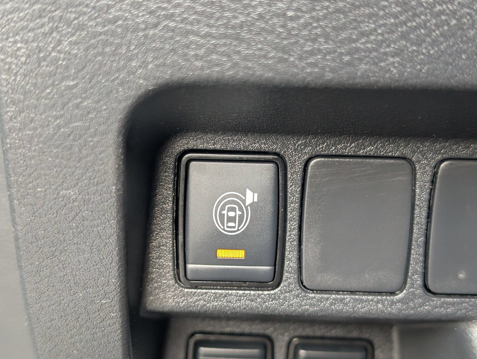 Used 2024 Nissan Frontier S w/ Technology Package AWD/4WD image 8