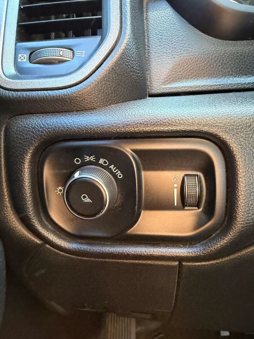 Used 2022 RAM 2500 Tradesman AWD/4WD image 28