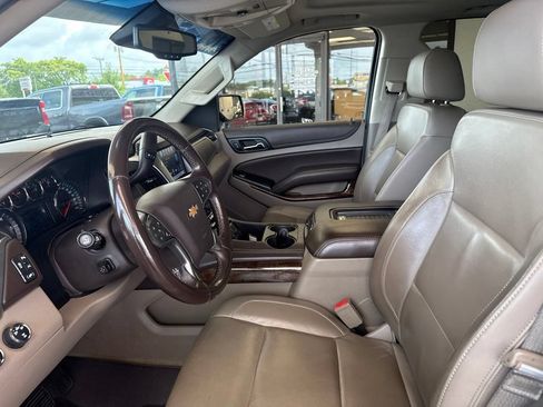 Used 2016 Chevrolet Suburban LT AWD/4WD image 14