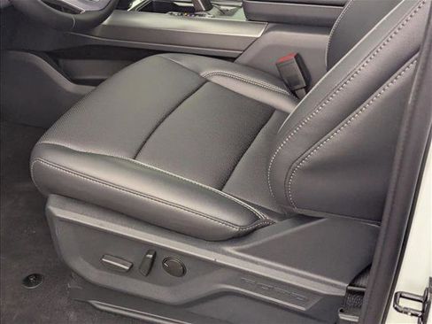 New 2025 Ford F150 Lariat w/ Equipment Group 501A Mid image 4