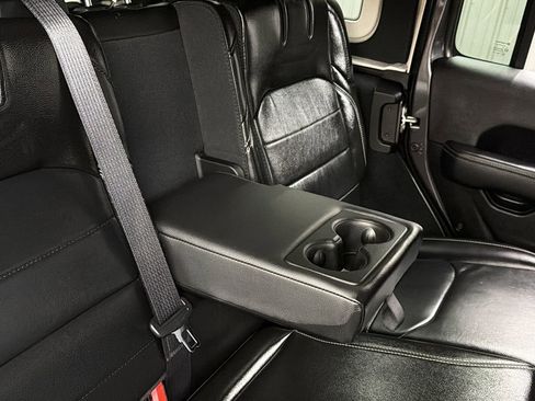 Used 2023 Jeep Wrangler Unlimited Sahara w/ Cold Weather Group image 43