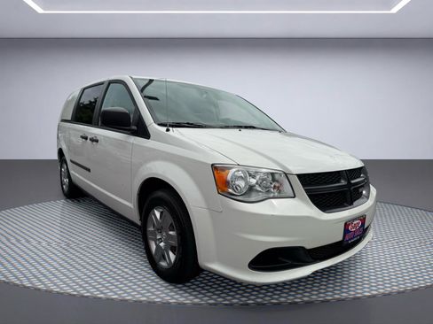Used 2013 RAM C/V Tradesman FWD image 11