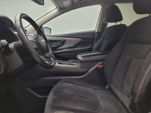 Used 2019 Nissan Murano SV image 17