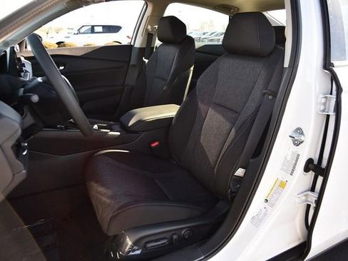 New 2025 Honda Accord SE image 18