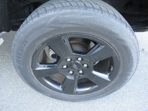 Used 2017 Chevrolet Silverado 1500 Custom w/ Rally 1 Edition image 9