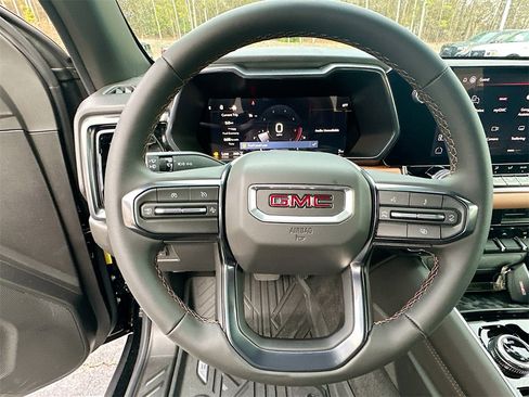 New 2026 GMC Canyon AT4 image 18