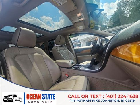 Used 2014 Lincoln MKX AWD w/ Equipment Group 102A image 14