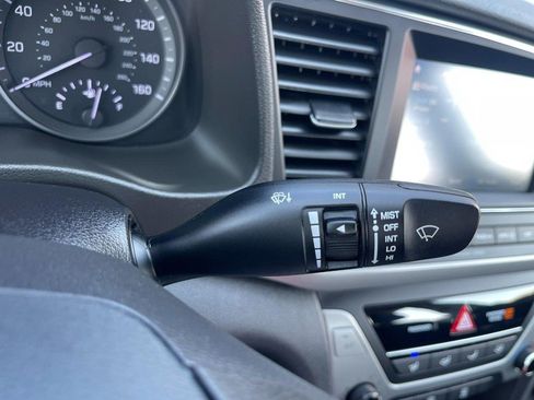 Used 2018 Hyundai Elantra SEL FWD image 20