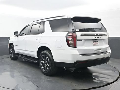 Used 2022 Chevrolet Tahoe Z71 w/ Luxury Package AWD/4WD image 3