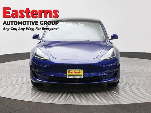Used 2023 Tesla Model 3 Standard Range RWD image 2