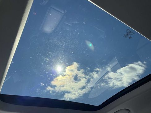 Used 2021 Ford Escape SEL w/ Technology Package image 16