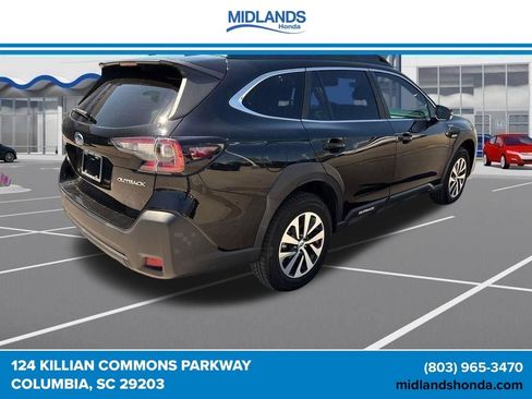 Used 2024 Subaru Outback Premium AWD/4WD image 14