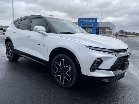 Certified 2024 Chevrolet Blazer RS w/ Driver Confidence II Package image 7