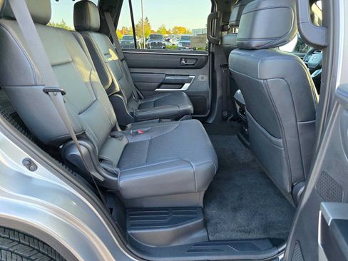 Used 2025 Toyota Sequoia Platinum AWD/4WD image 16