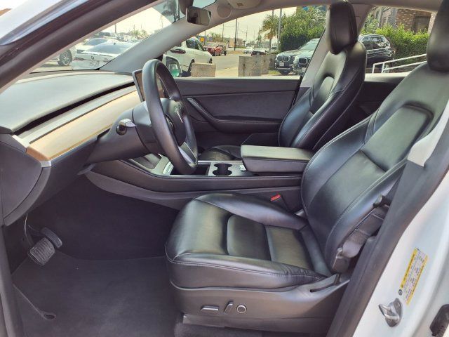 Used 2021 Tesla Model Y Long Range AWD/4WD image 16