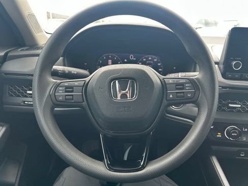 Used 2024 Honda Accord EX image 17