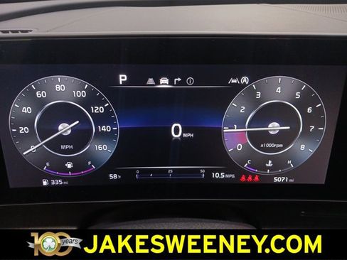 Used 2025 Kia Sportage SX image 18