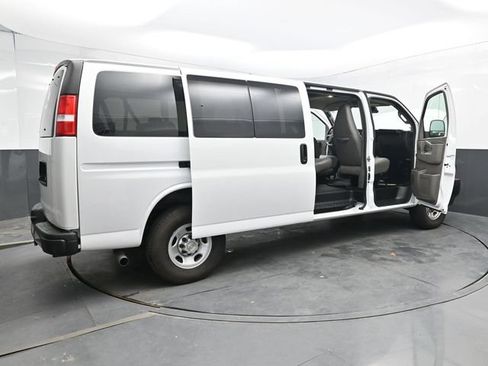 Used 2024 Chevrolet Express 3500 LS RWD image 54